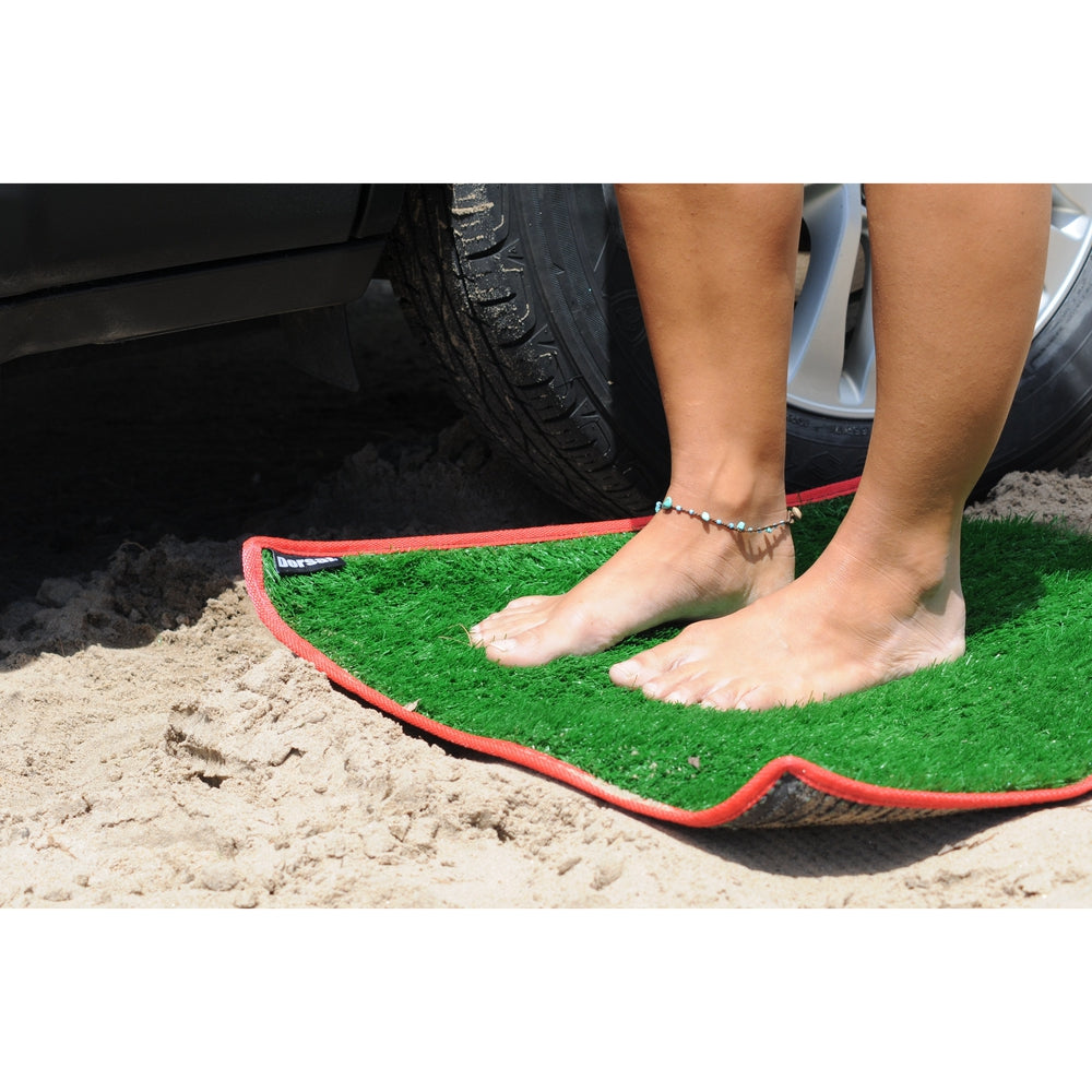 DORSAL Surfer Changing Pad Surf Grass Mat for Wetsuit Change - by DORSAL Surf Brand - Dorsalfins.com?ÇÄ